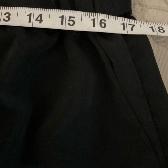 MICHAEL Michael Kors Black Sweatpants with Drawstring Waist - Picture 6 of 8